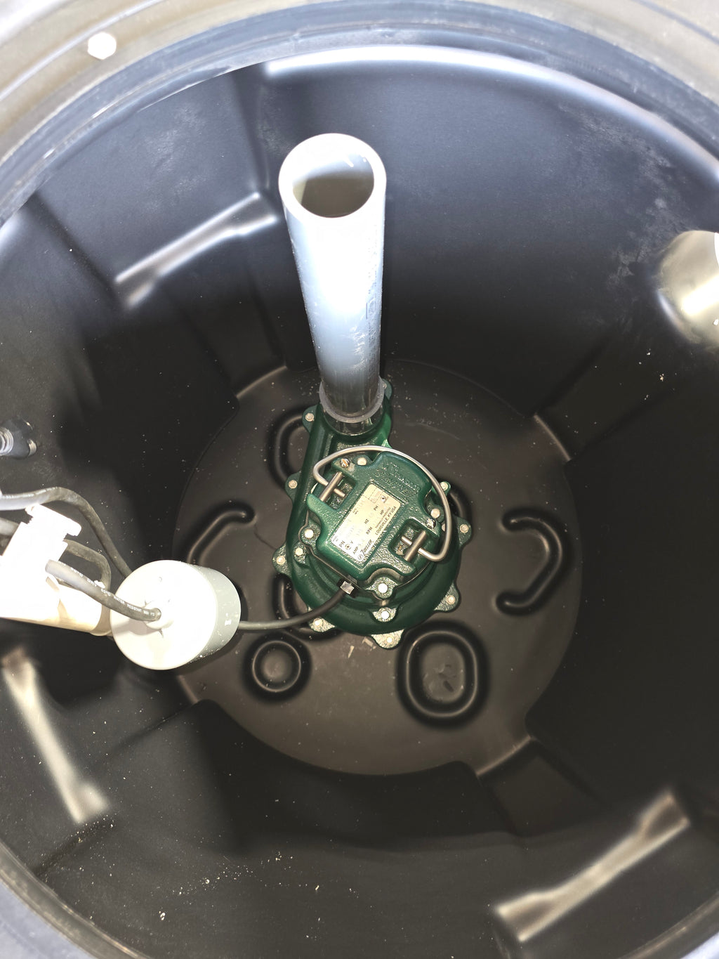 2' x 2' Zoeller 1/2HP, 115v 1ph Simplex Sewage System (912-1144)